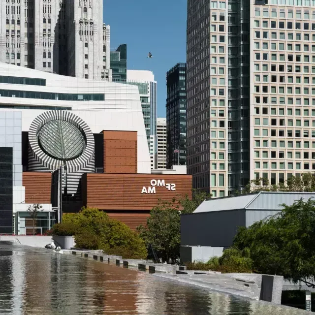 SFMOMA próximo aos Jardins Yerba Buena